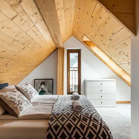 アパート Nad Jeziorem, - Kluszkowce チョルシュティン