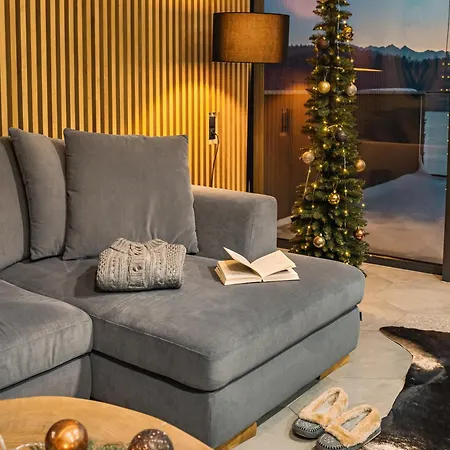 Nad Jeziorem, - Kluszkowce * チョルシュティン