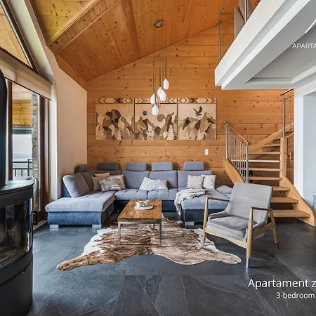 Nad Jeziorem, - Kluszkowce アパート チョルシュティン